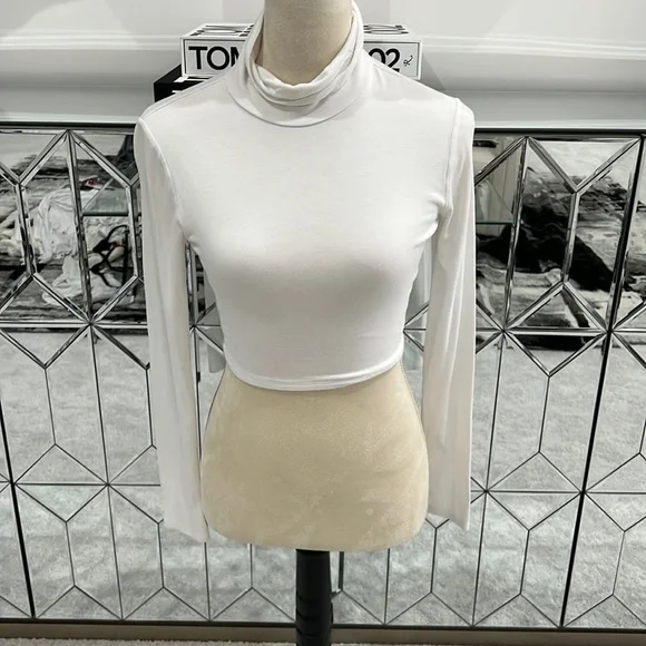 Maya turtle neck top (off white) - Picture 2 of 4